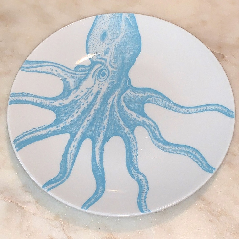 222 FIFTH COASTAL LIFE BLUE APPETIZER PLATE OCTOPUS